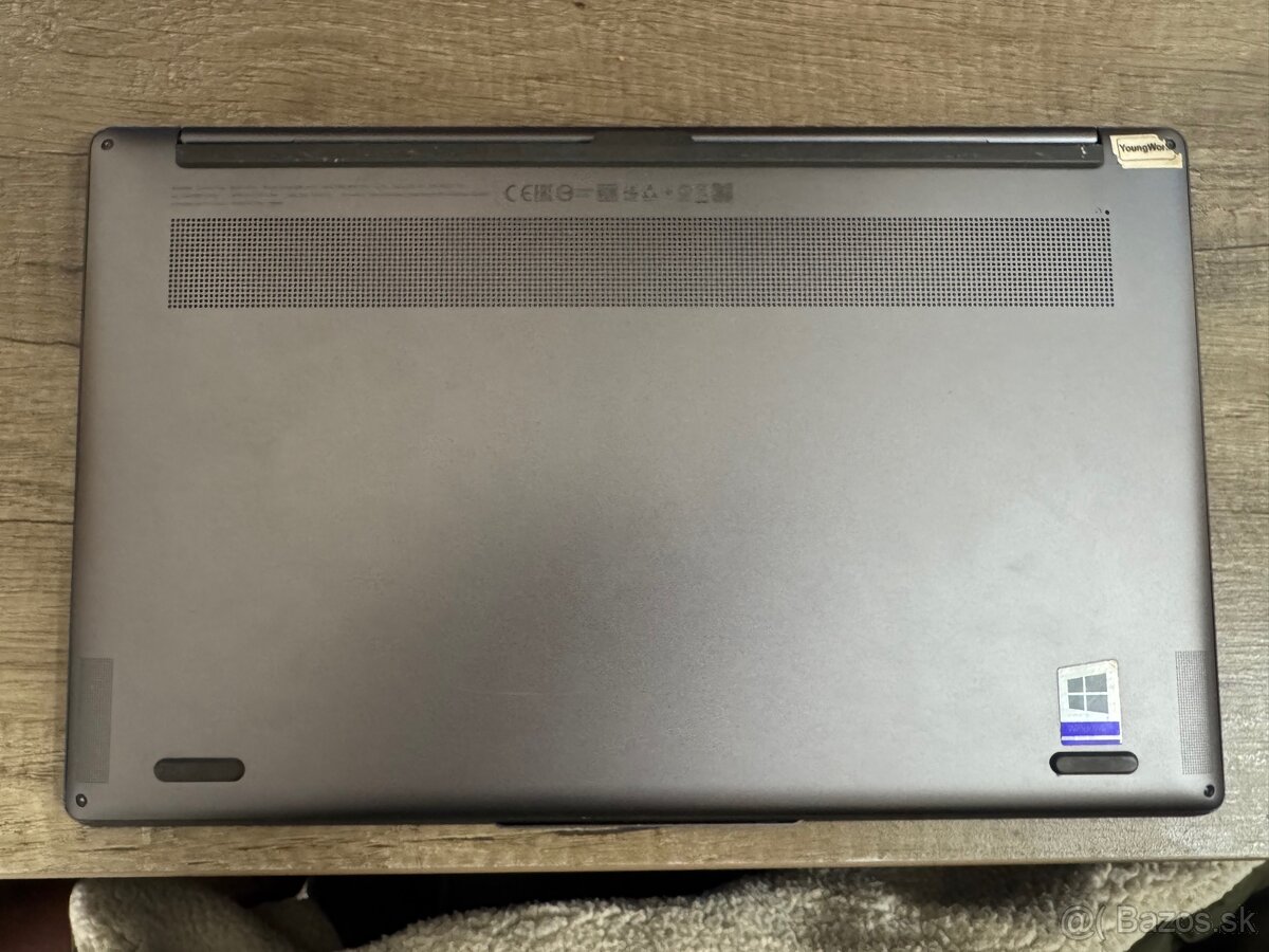 Lenovo Yoga S940-14 - 2