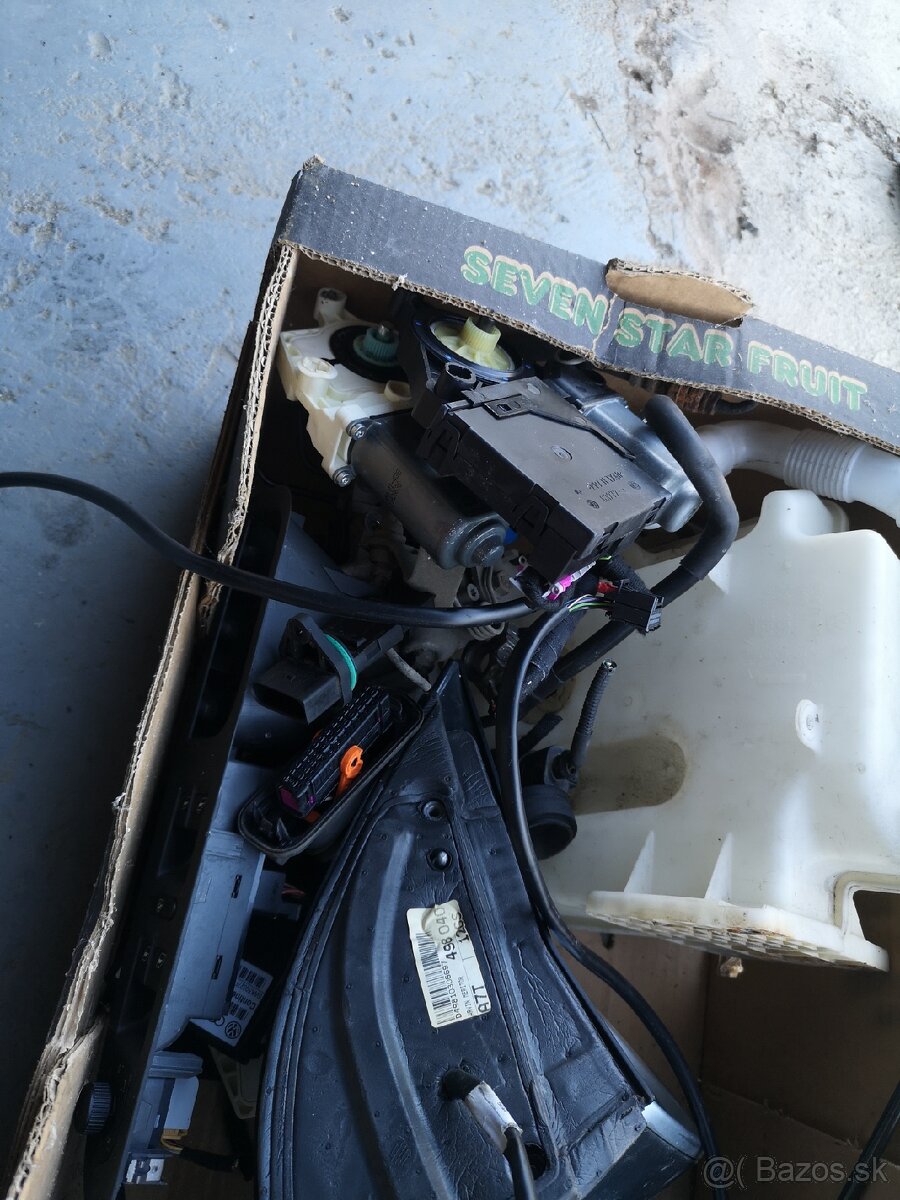 Drobnosti golf 5 - 2