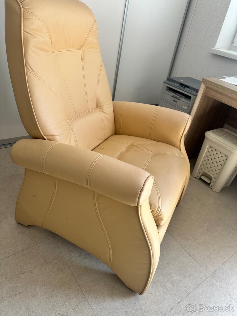 Kožené rozkladací kreslo - 2