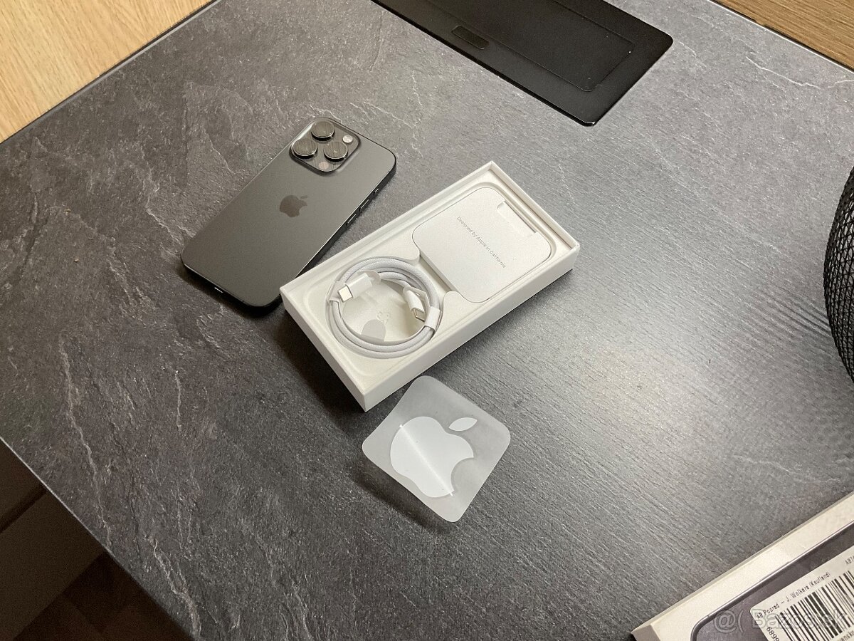 iPhone 15 pro, 256GB - 2