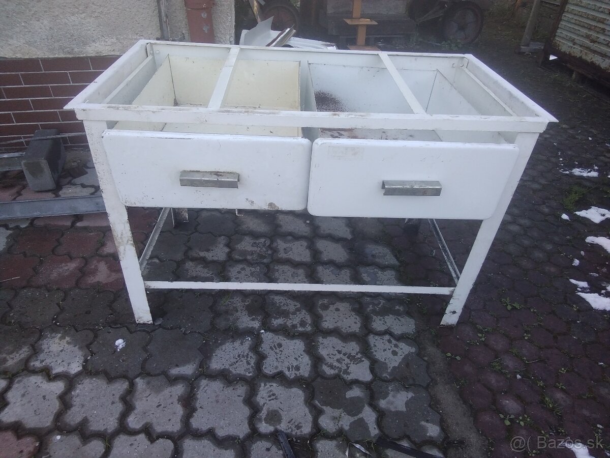 Ponk pracovný stôl mesiarsky - 2