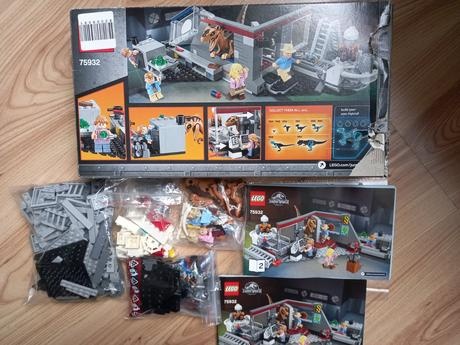 LEGO 75932 Útok velociraptora - 2