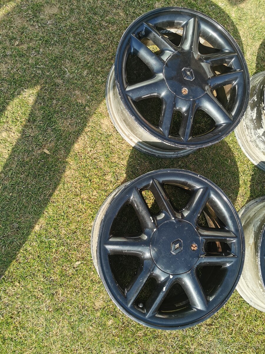 Renault elektrony 4x100 r15 originál - 2