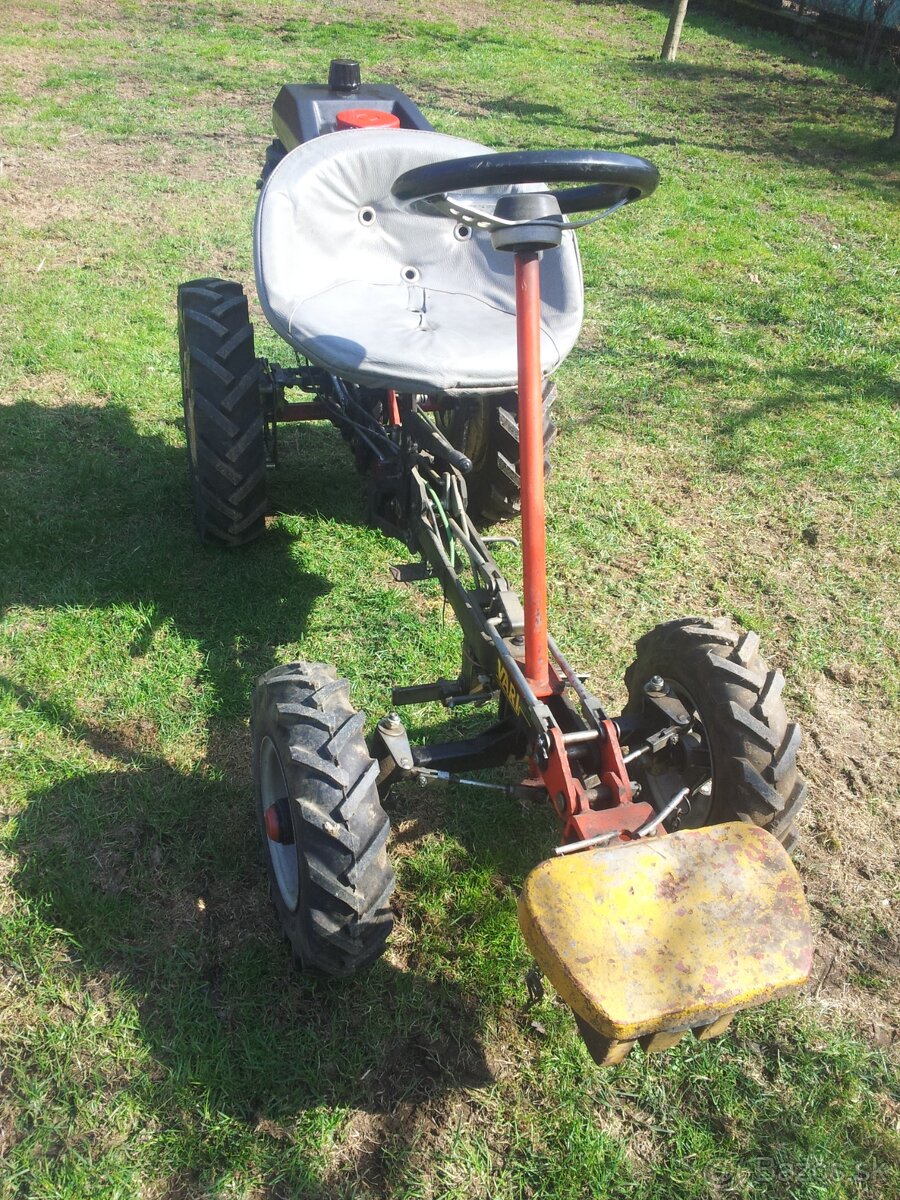 Malotraktor Vari QUATTRO 6 Hp - 2