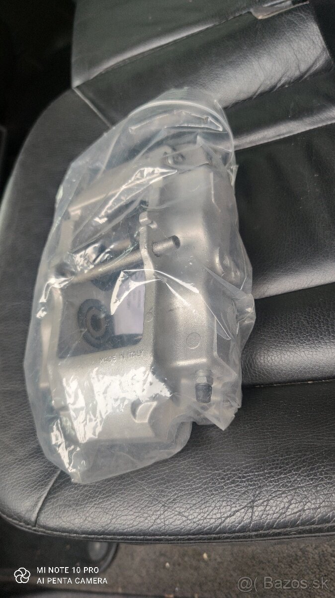 Brzdové strmene zadné Audi Q7 - 2