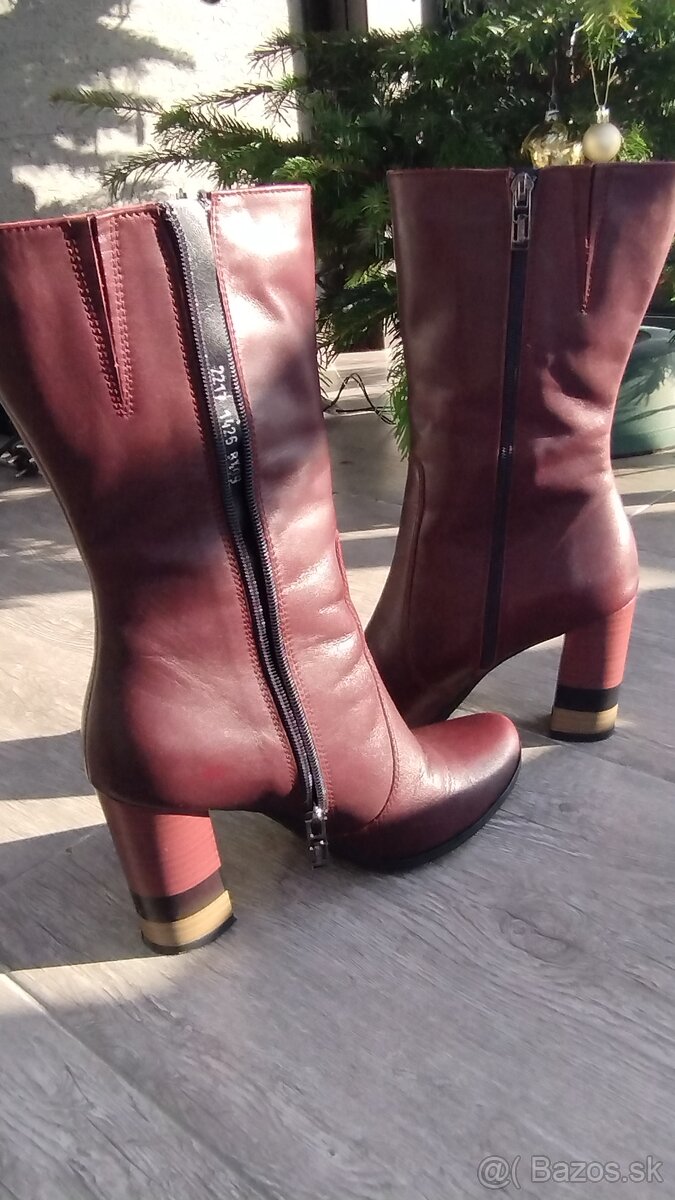 Kožené dámske čižmy, veľkosť 38 - 2