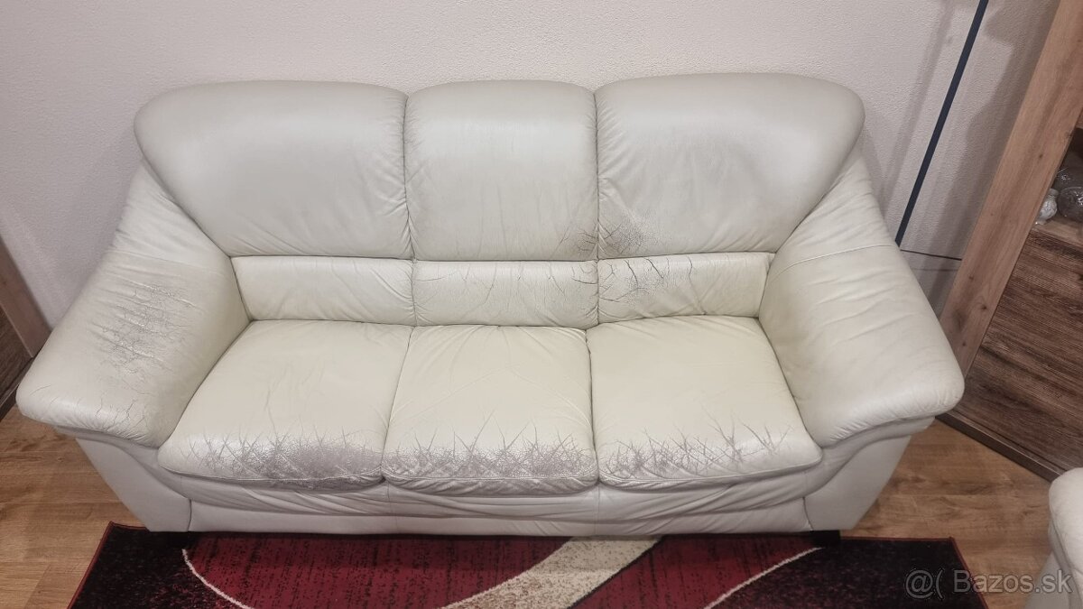 Kožená sedačka a taburetka - 2