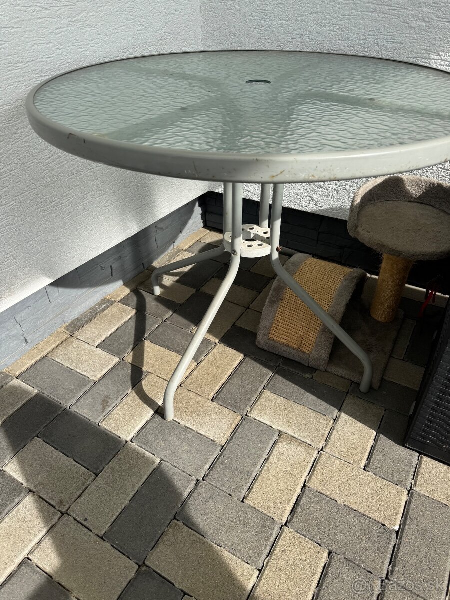Záhradný stôl - 2