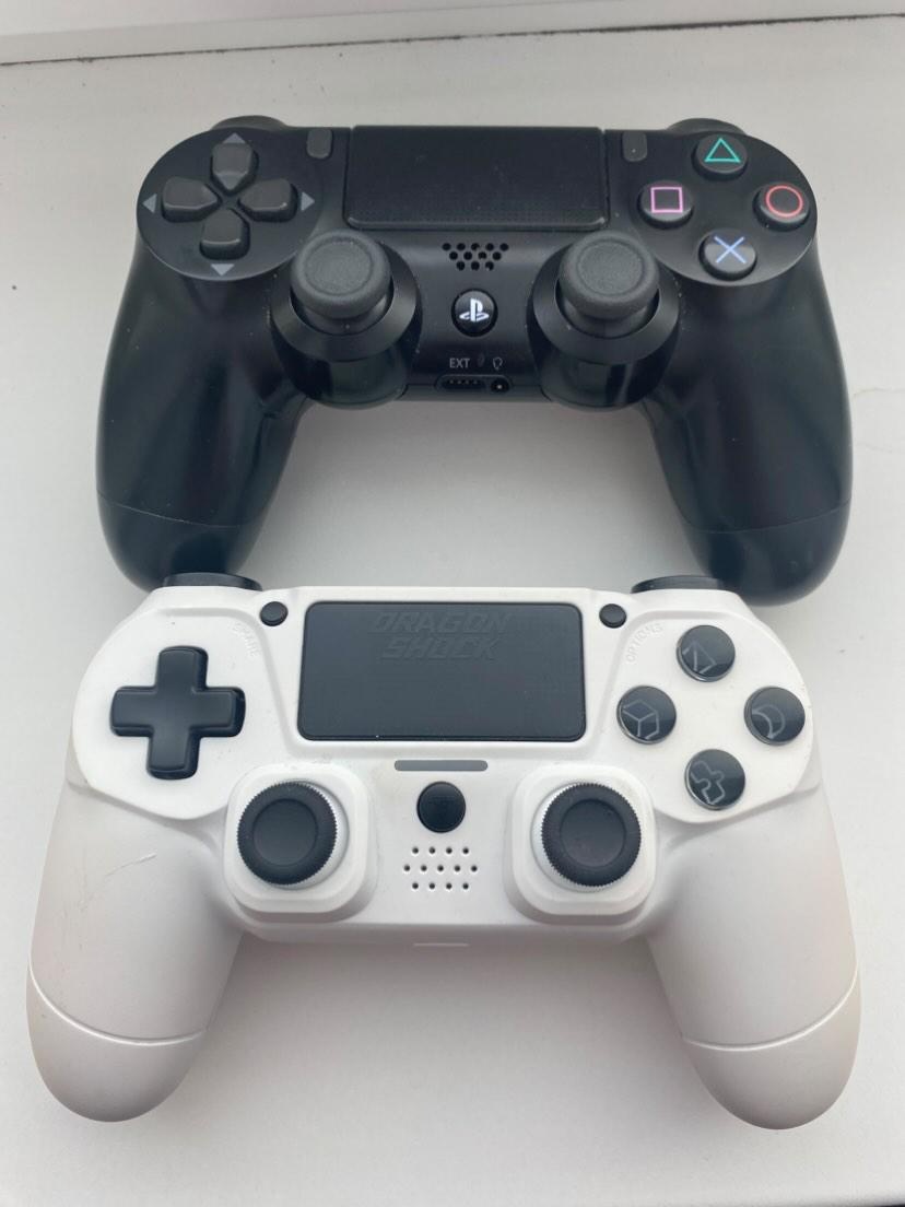 PS4 PRO v top stave +sluchátka a 3 hry - 2