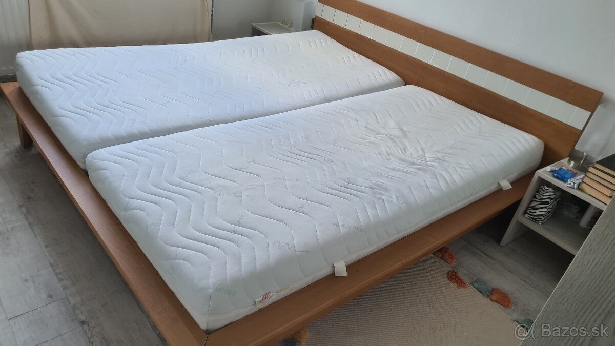Manželska postel - 2