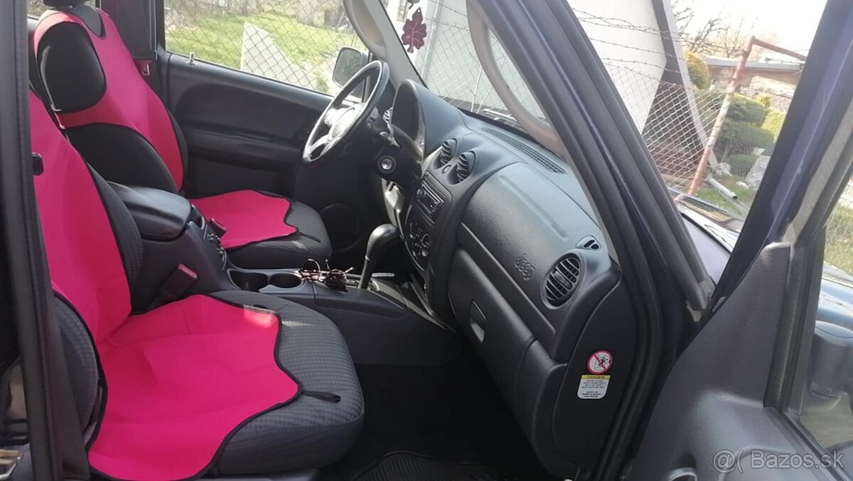 Jeep Grand Cherokee 4X4 Sport - 2