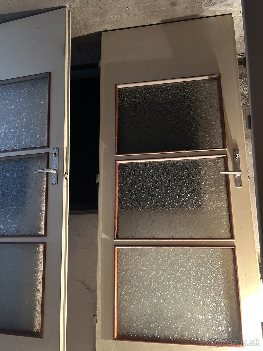 Darujem stare dvere za odvoz - 2