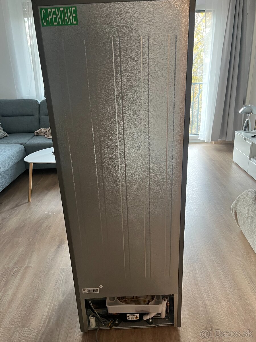 Chladnička s mrazničkou Candy - 2