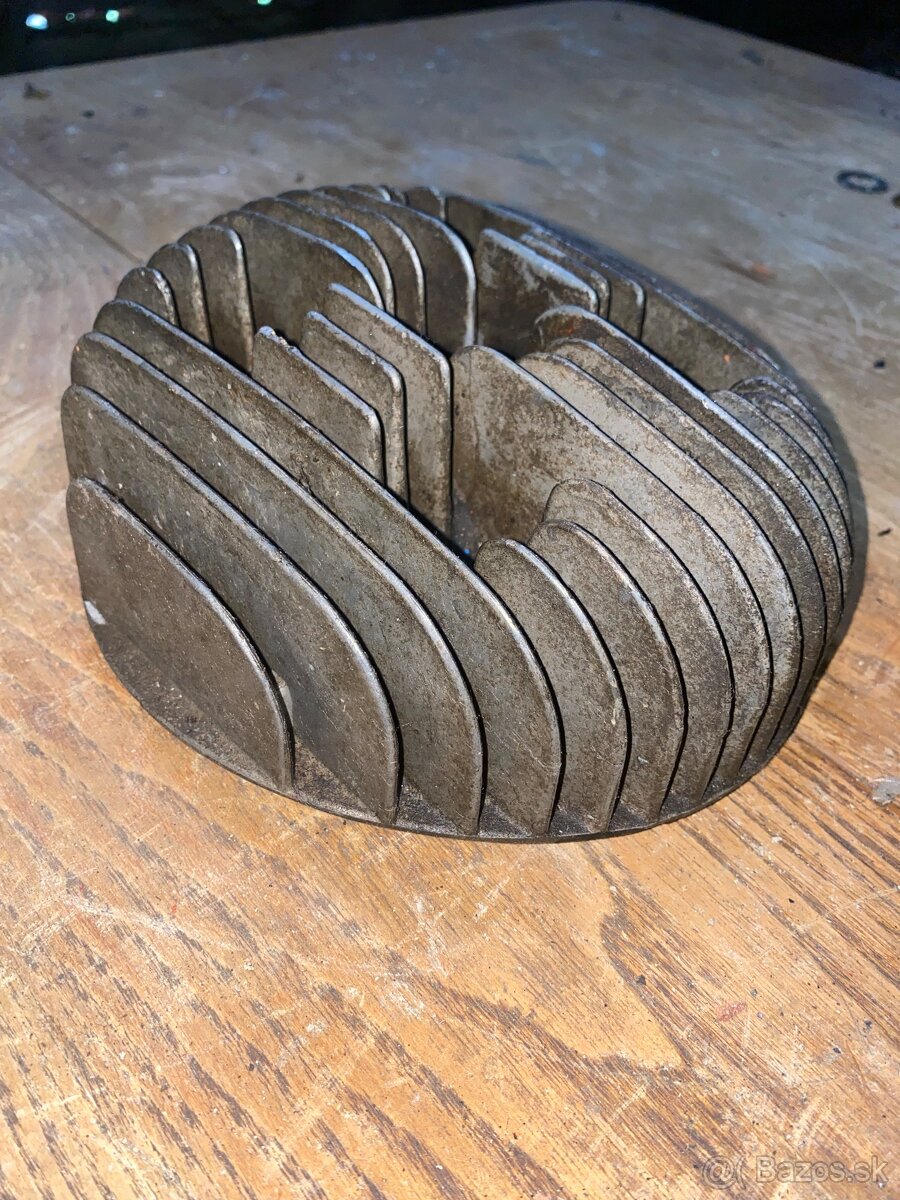 Hlava Jawa 250 typ 559 - 2