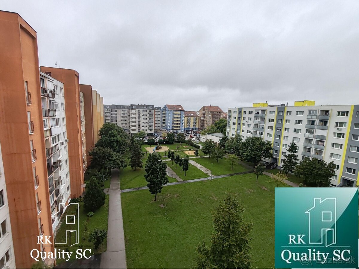 SENEC - EXKLUZÍVNE IBA U NÁS - NA PREDAJ 3 IZBOVÝ BYT V CENT - 2