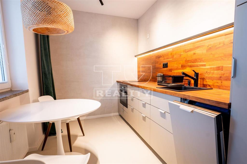 TUreality ponúka TOPKOVÝ slnečný 3-izbový byt v zeleni... - 2