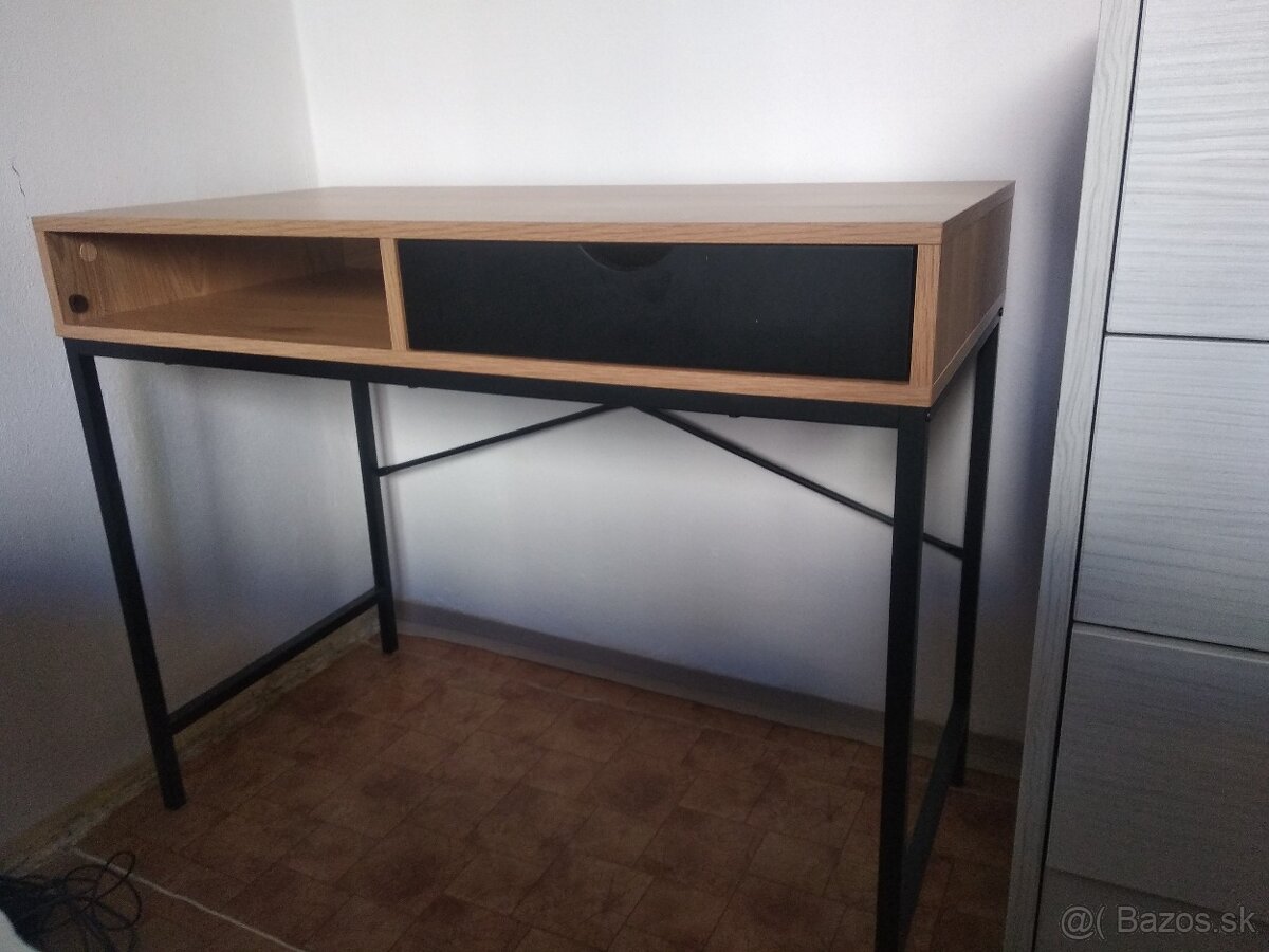 Písací stolík - 2