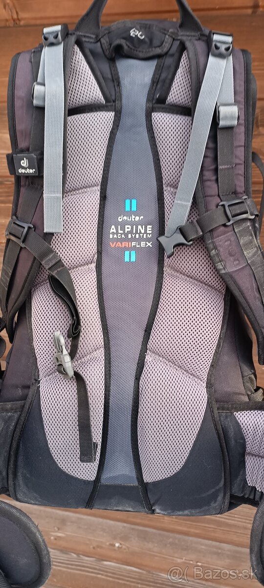 Turistický batoh Deuter Guide 35+ - 2