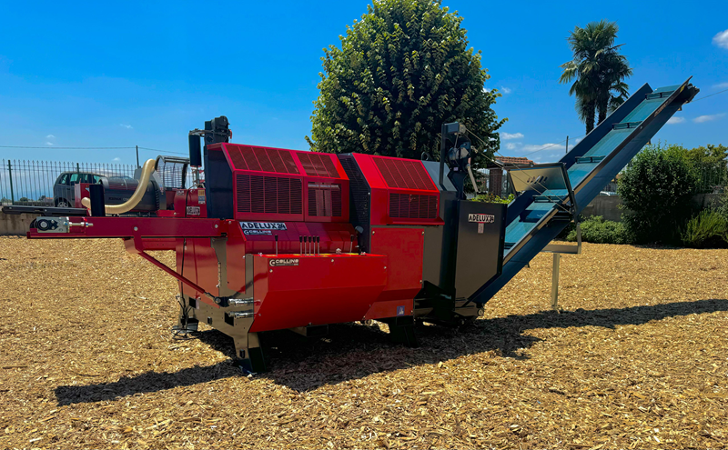 Řezací a štípací automat - 2