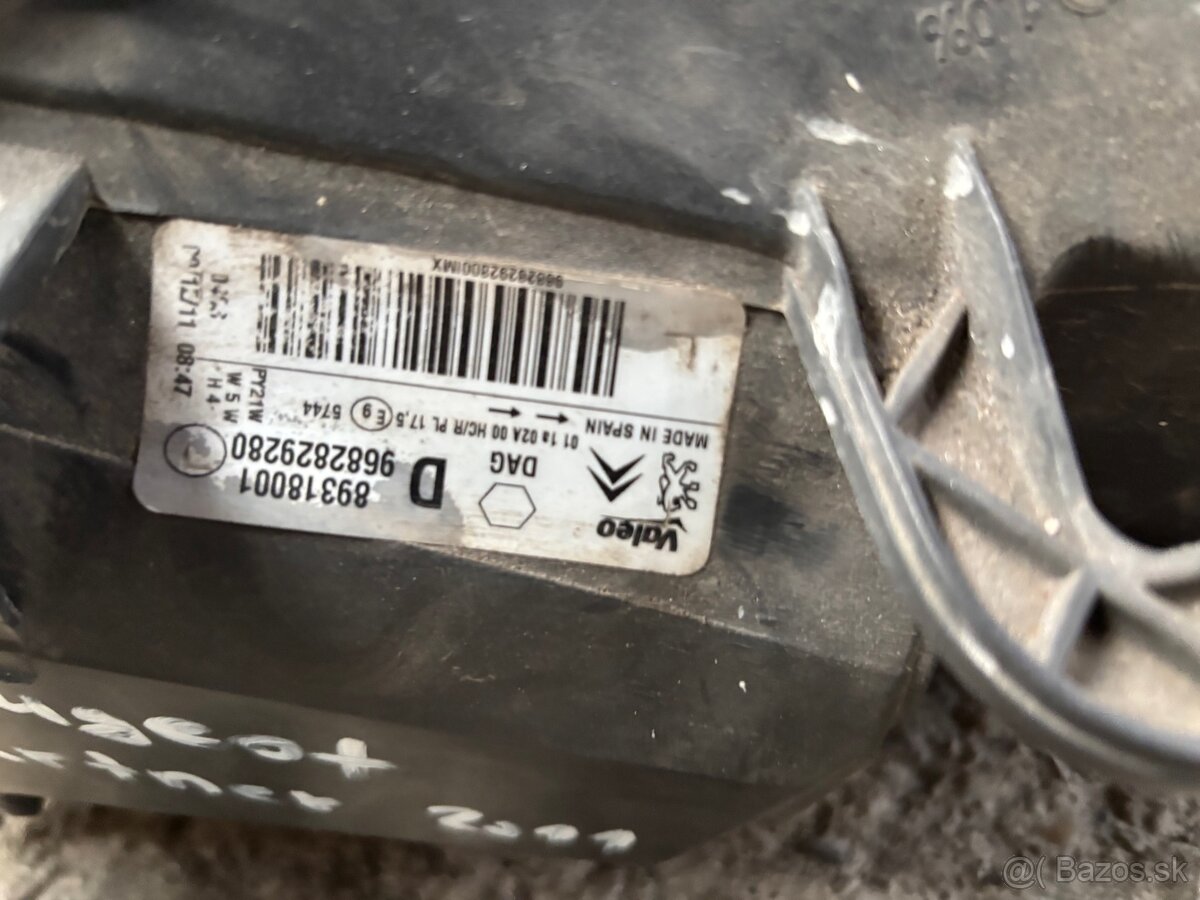 Predné svetlomety Peugeot - 2