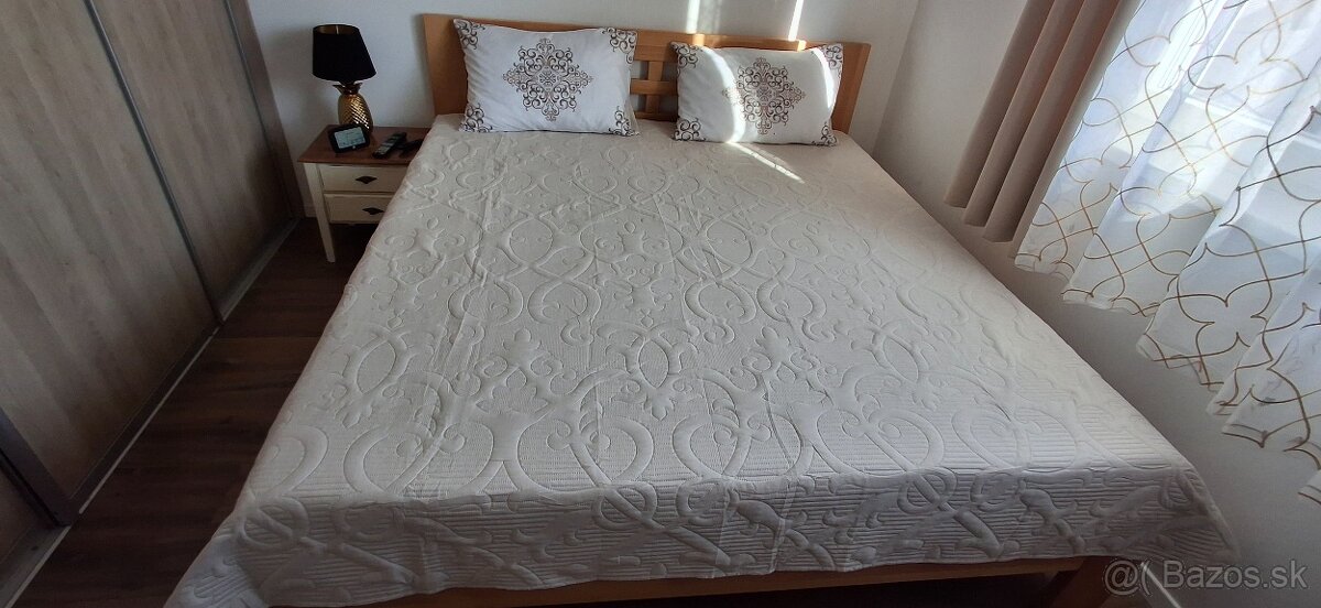 Prehoz na manzelsku postel)Novy - 2