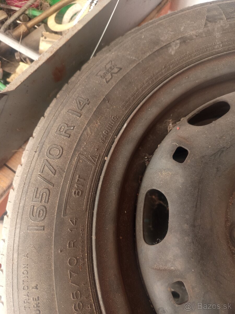 pneu Michelin 165/70/R14 - 2