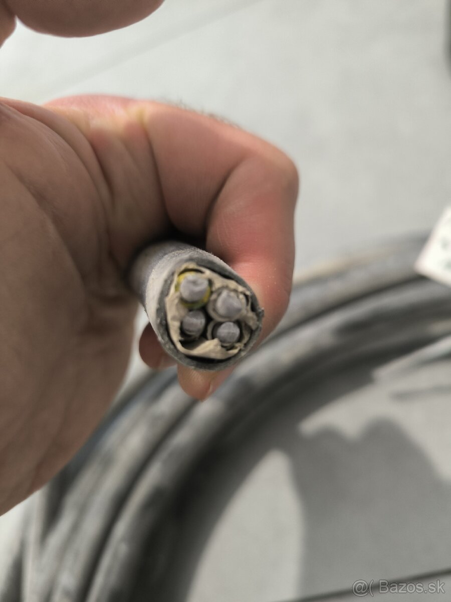 Predám kábla 11m AYKY 4x16 - 2