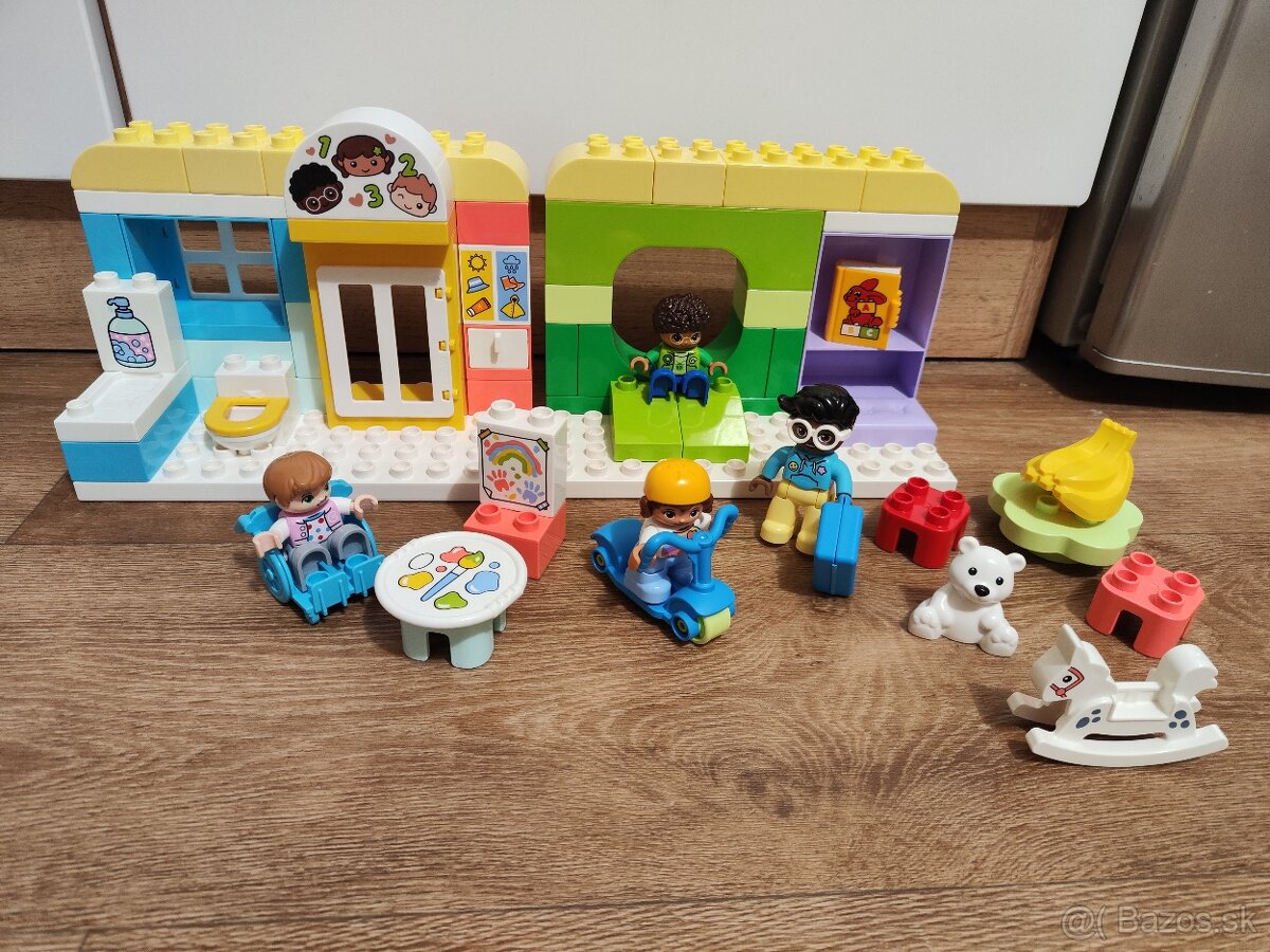 Lego Duplo 10992 - Zábava v škôlke - 2
