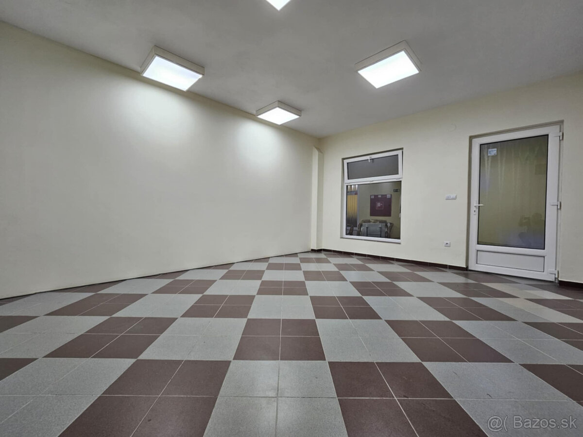 Prenájom kancelárskych priestorov – Tornaľa, centrum. - 2