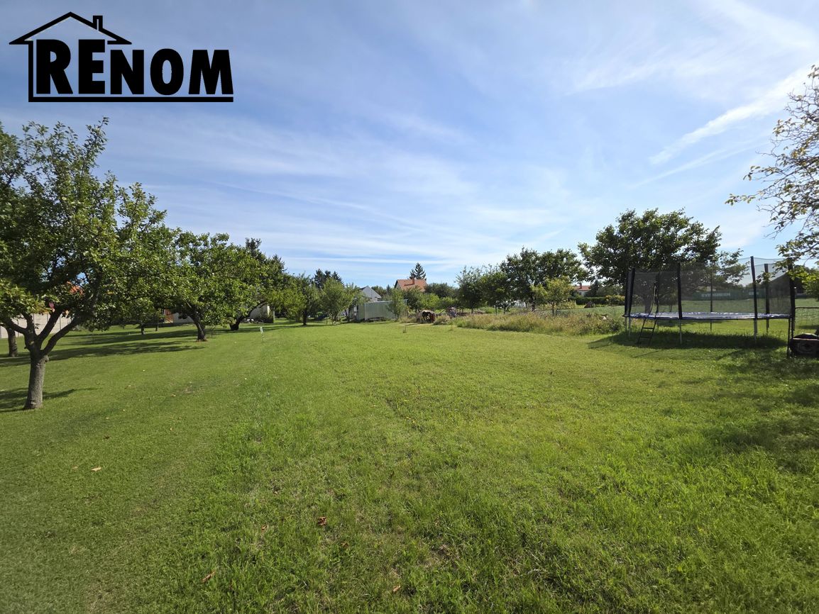 RD na 12ár pozemku // Diakovce - 2