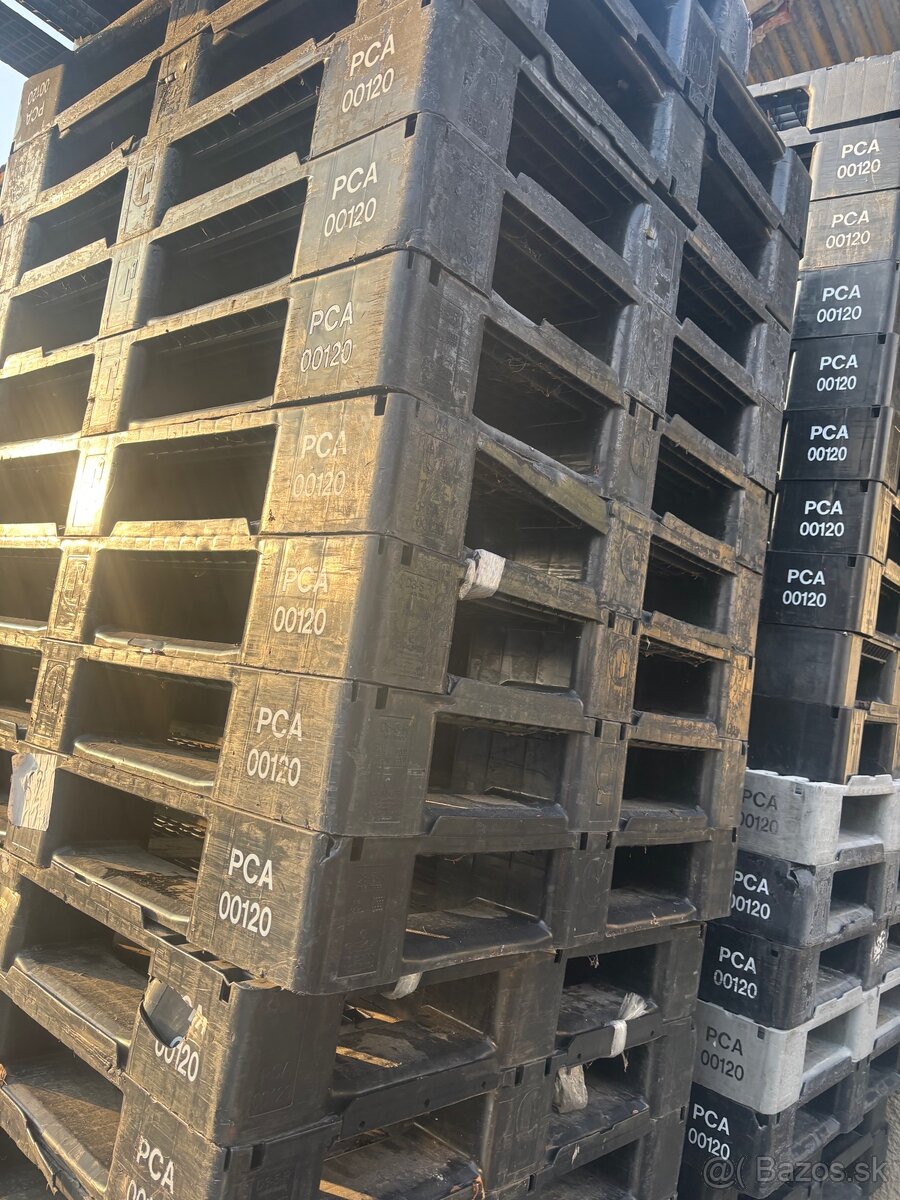 Predám plastové palety - 2