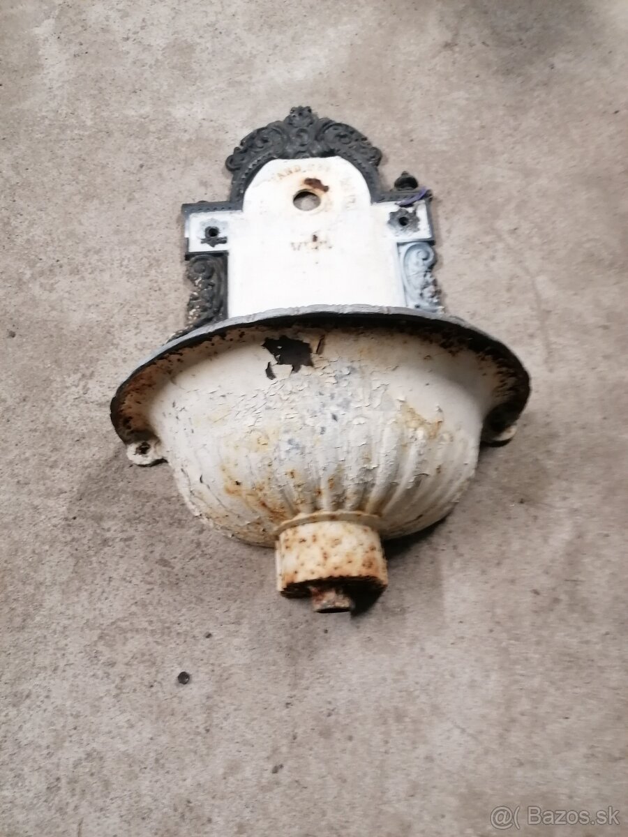 Zahradne umyvadlo litinove - 2