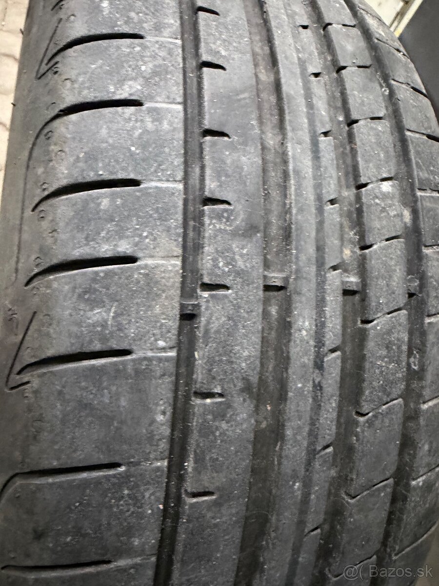 Predám letné gumy 205/45r18 - 2