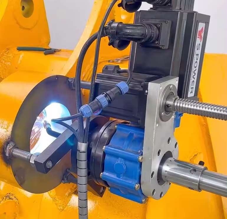 Oprava dier,uložení,čapov. Prečapovanie bagrov . - 2