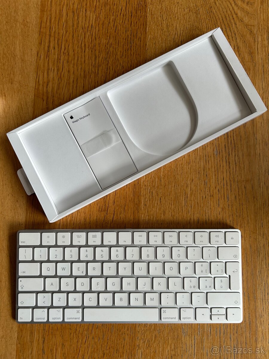 Apple Magic Keyboard - 2