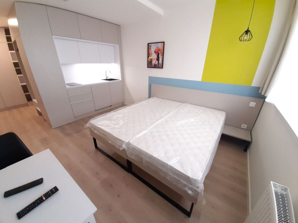 Prenájom zar. garsónky po rek. na Bajkalskej ul., Ružinov - 2