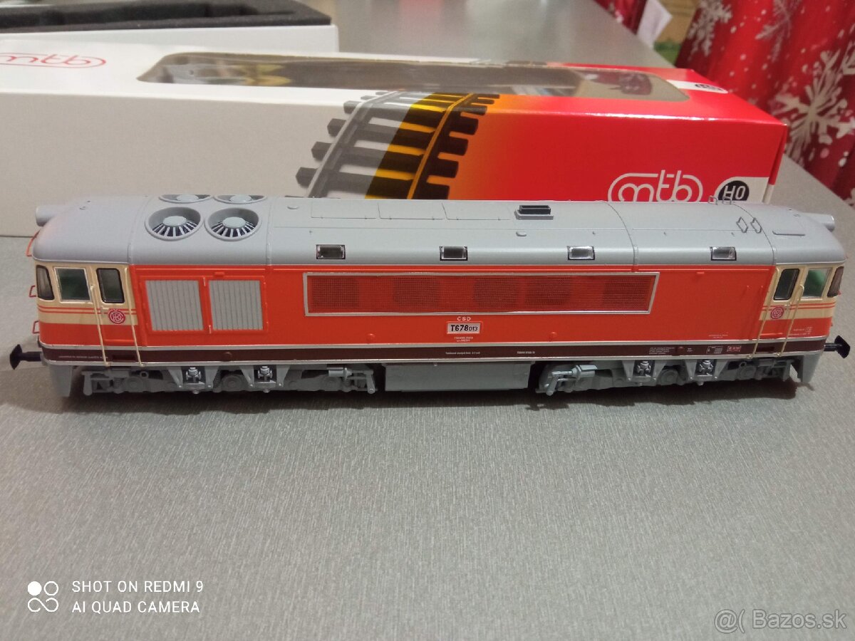 Lokomotíva T678 - 2