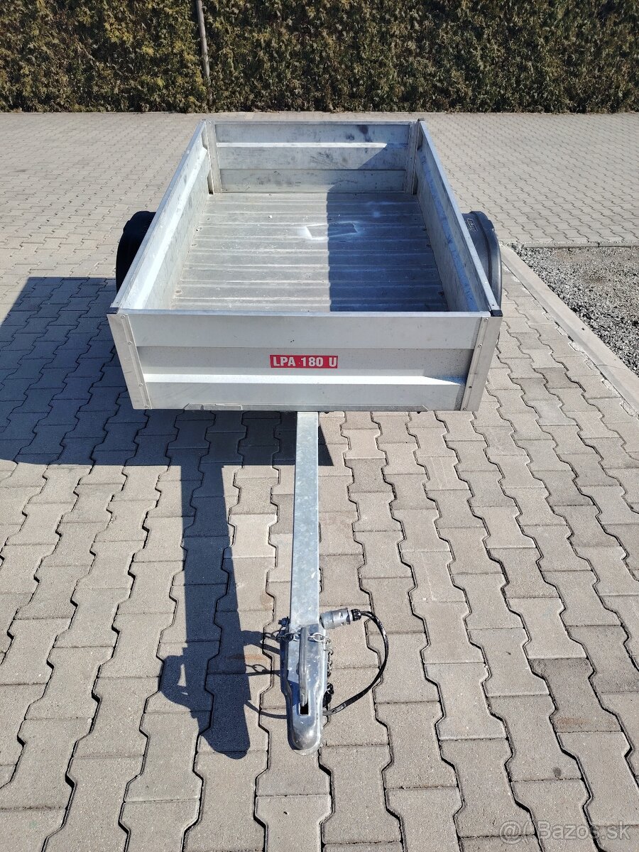 Prívesný vozík - 2