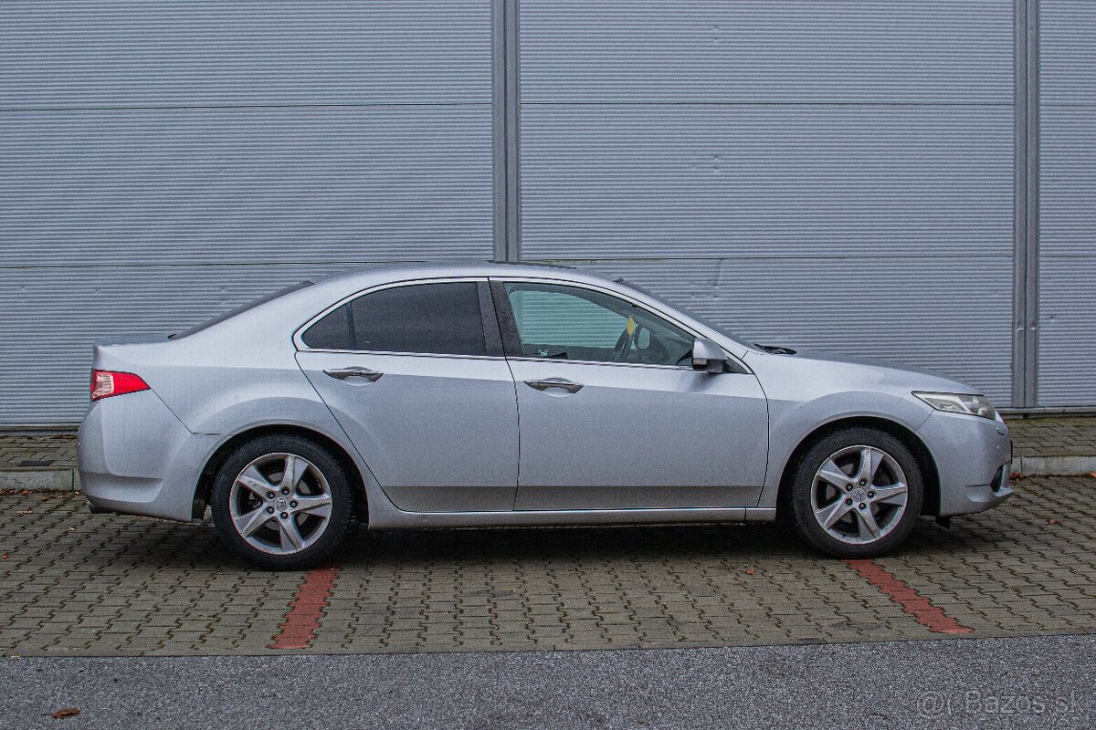Honda Accord 2.0 i-VTEC Executive - 2
