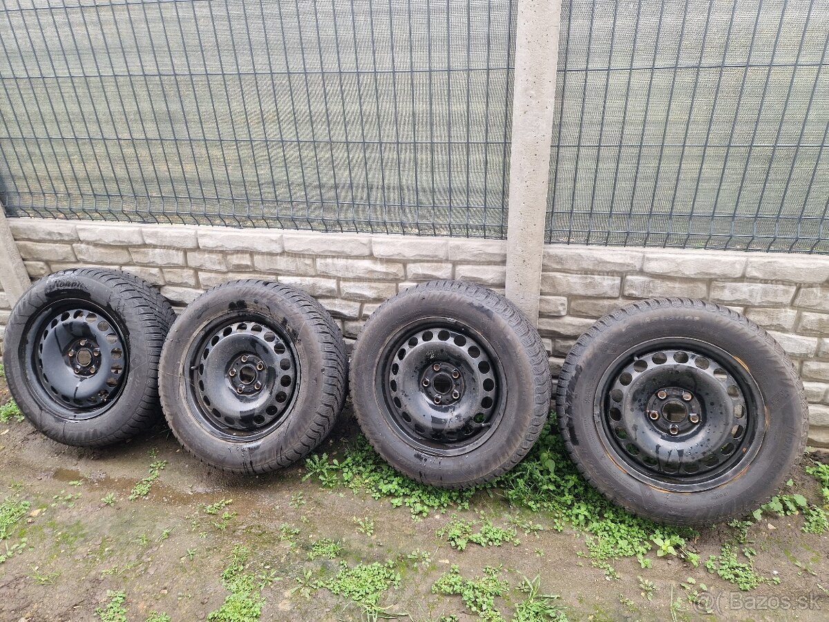 Zimné pneumatiky na diskoch 215/60/r16 - 2