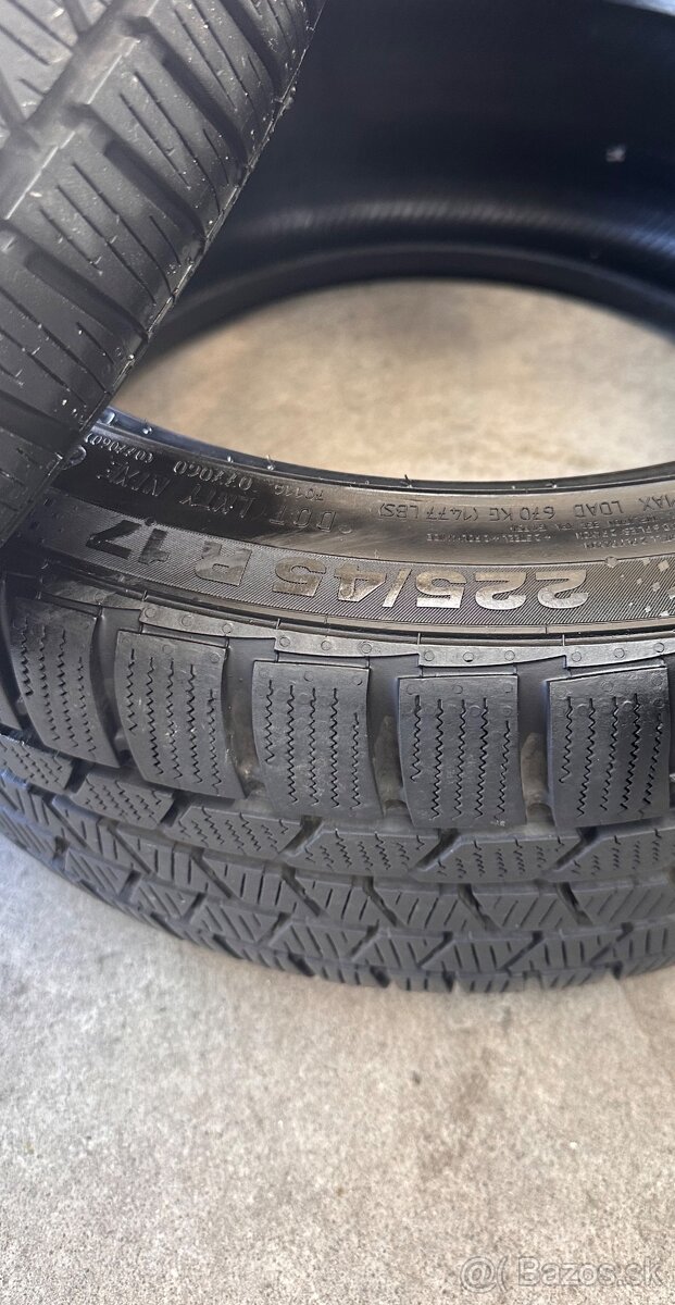 Continental Wintercontact 225/45 R17 - 2