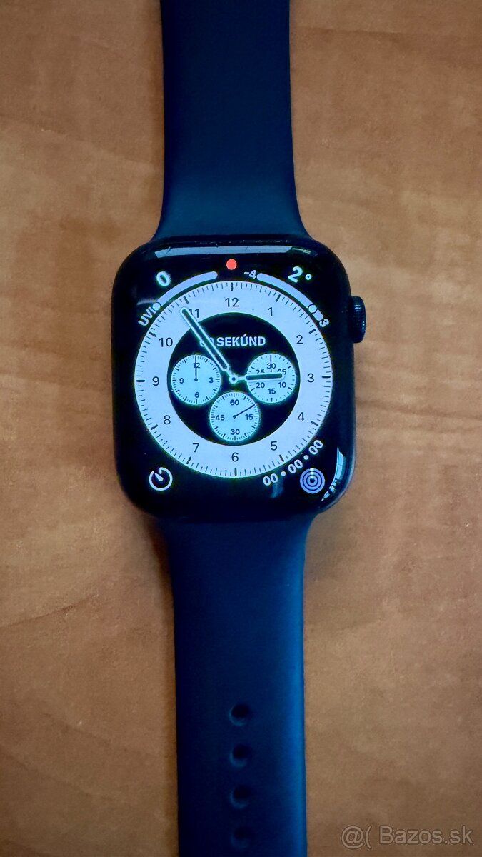 Predám Apple Watch 7 45mm čiernej farby - 2