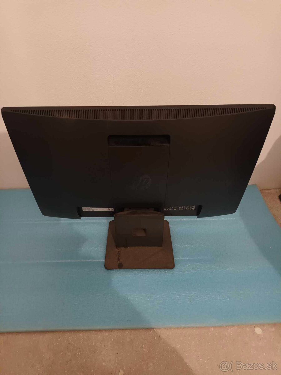 Predám HP monitor - 2