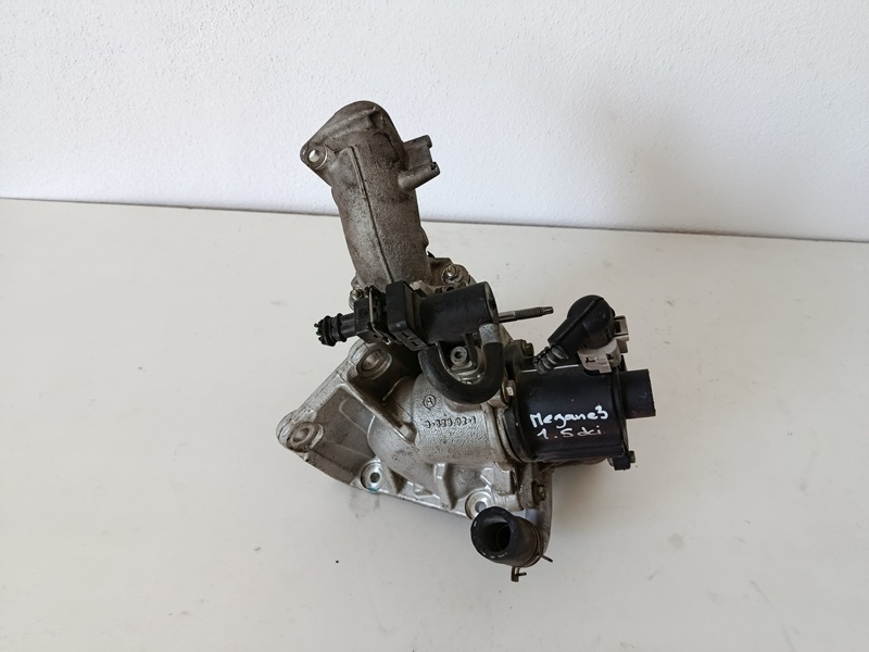 EGR ventil renault megane3 h8200836358 80€ - 2