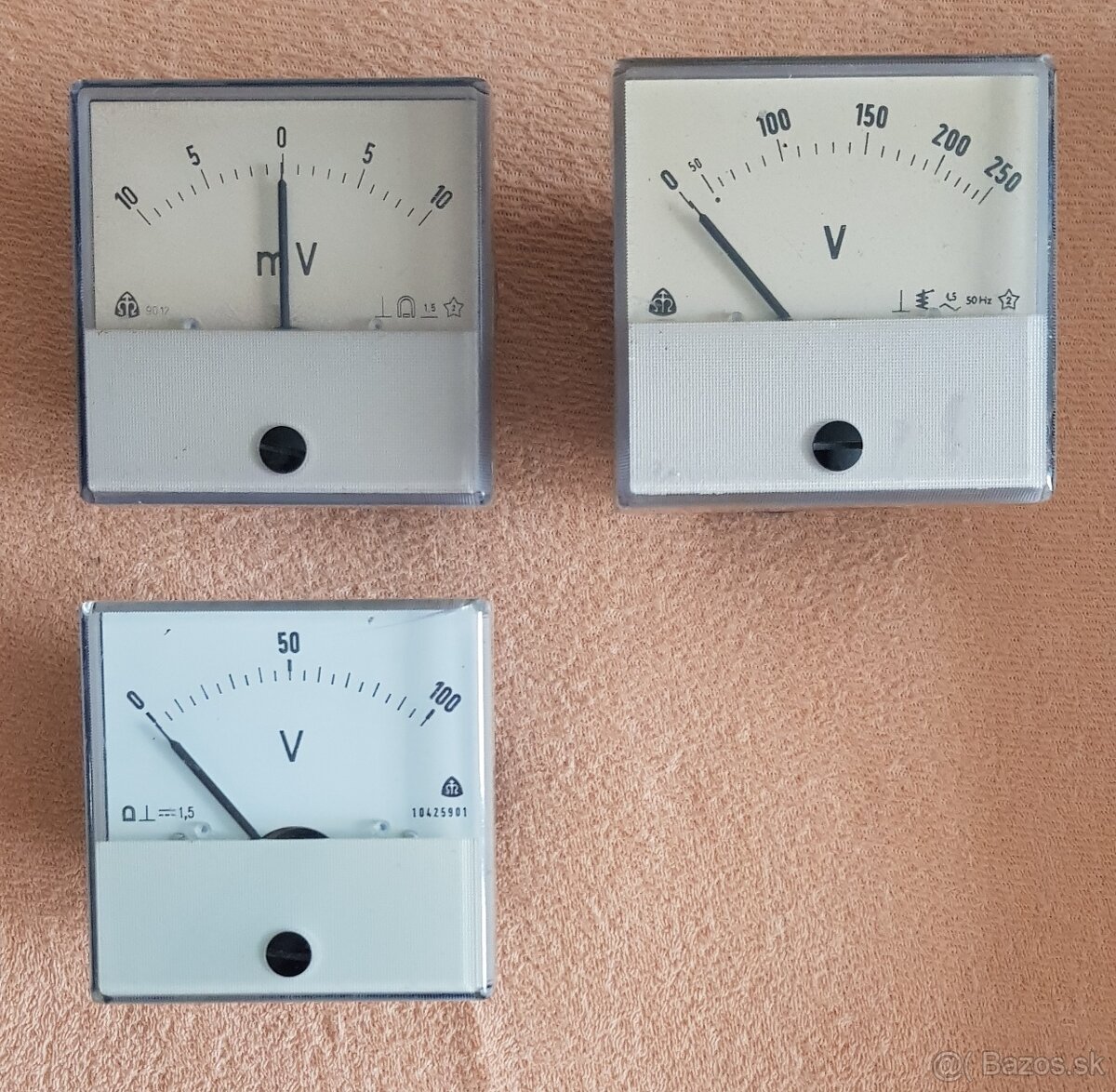 Meracie prístroje Metra ( TESLA) - 2