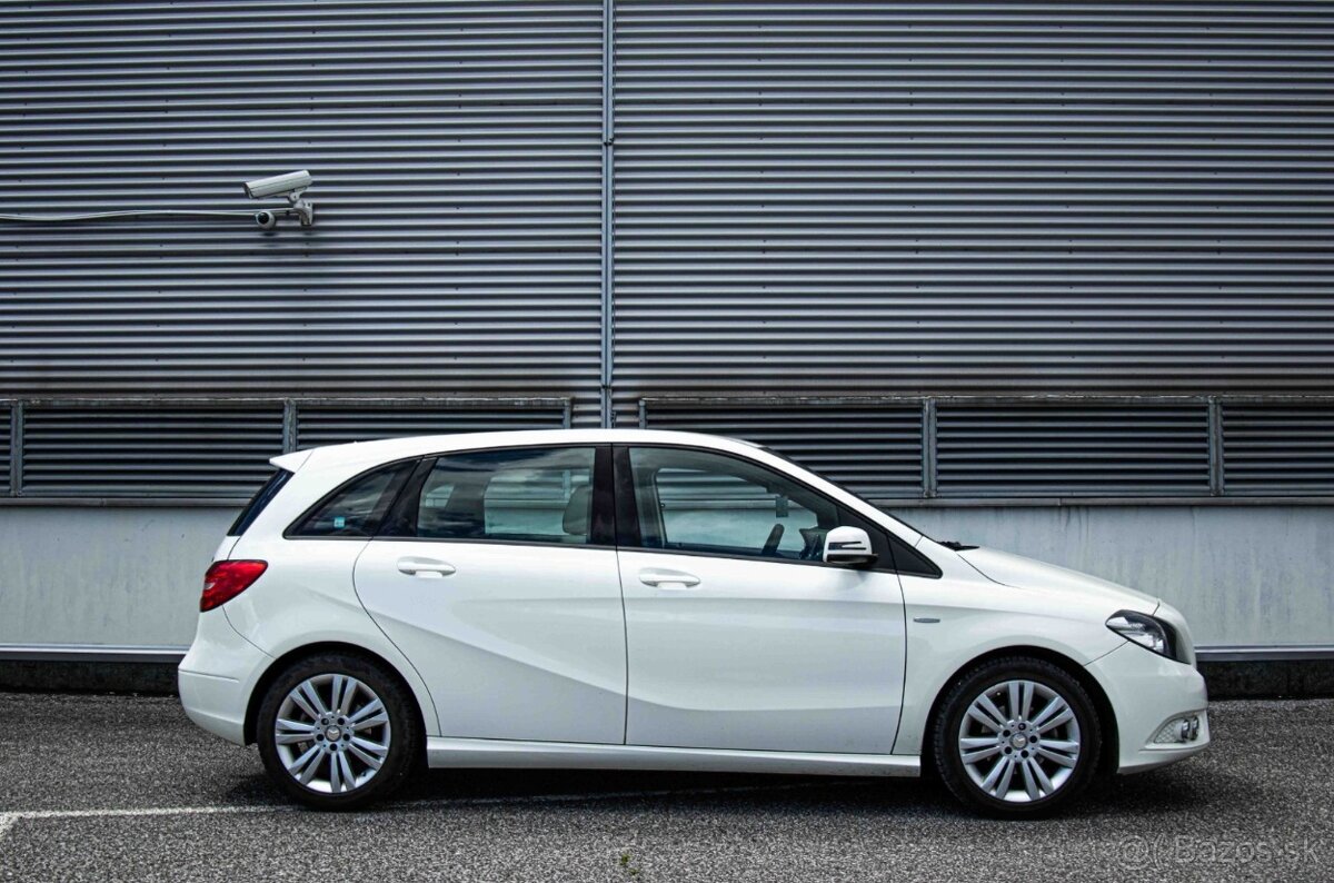 Mercedes-Benz B trieda 180 CDI BlueEFFICIENCY - 2