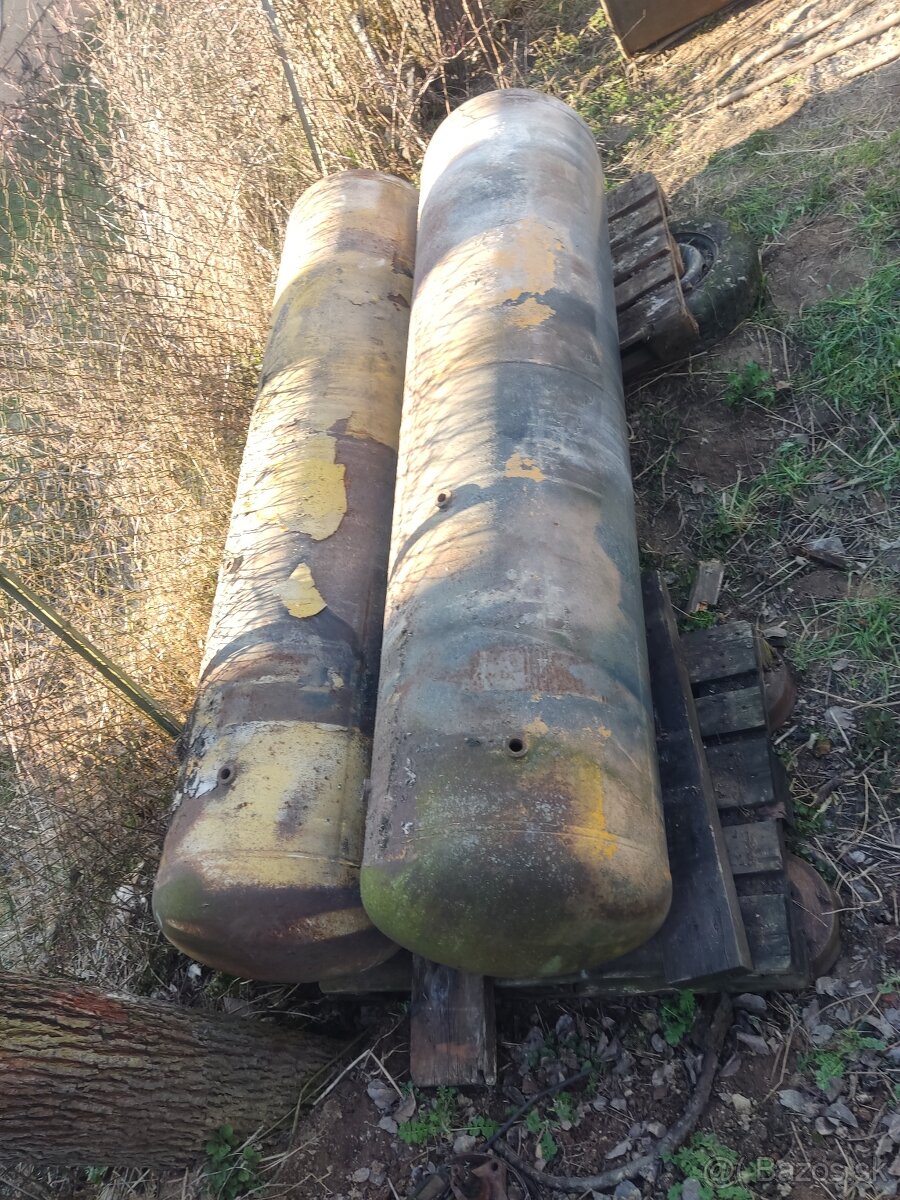 Vzdchové nádoby Vzdušnik cca 760L - 2