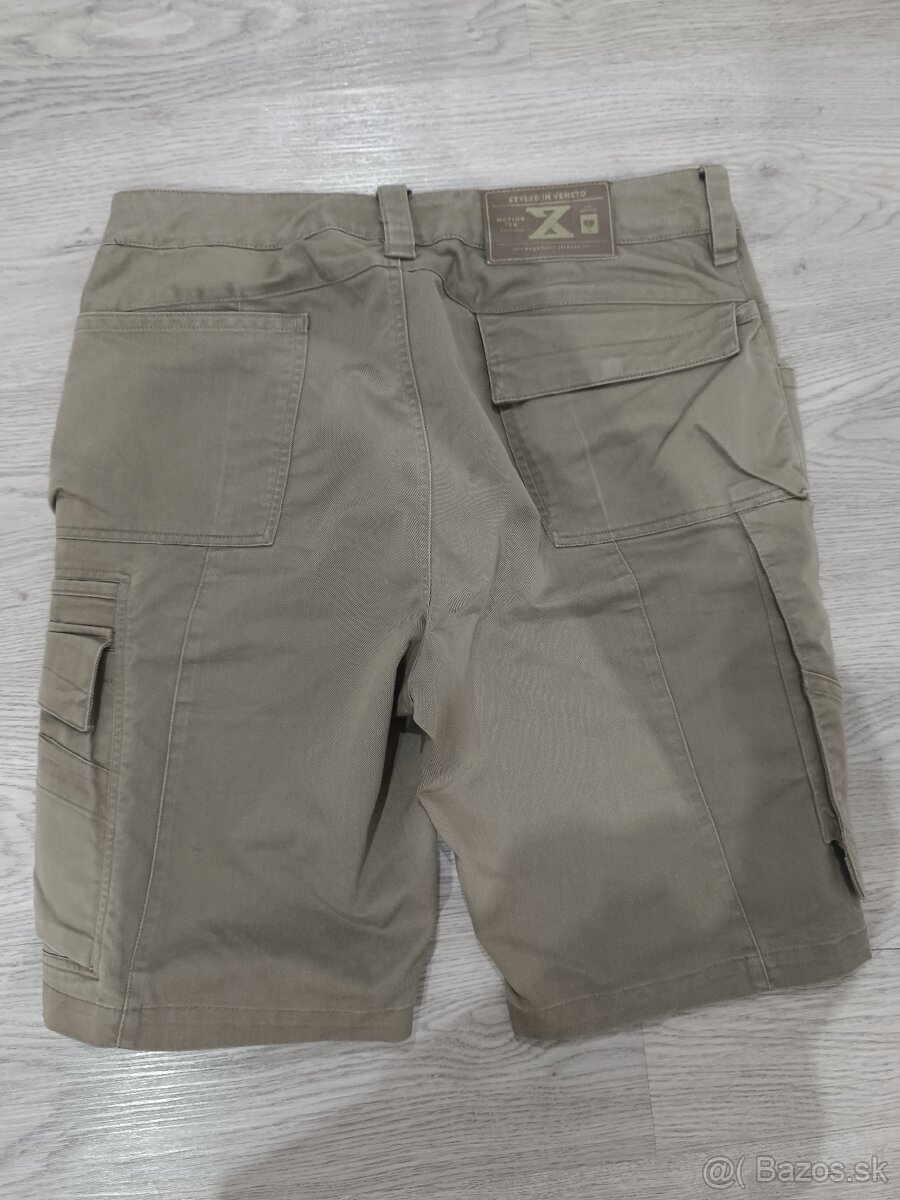 Engelberet Strauss 52 - 2