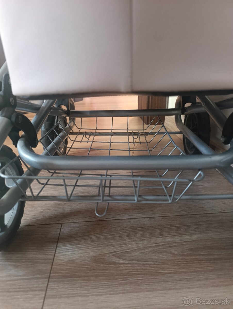 Detský kočík pre bábiky - 2