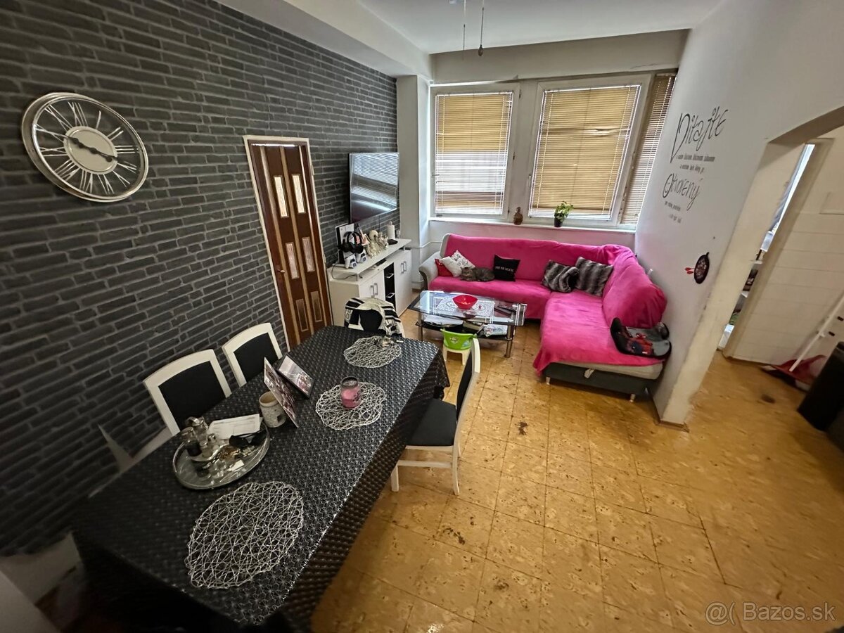 Prenájom 3i bytu pri pošte Púchov - 2